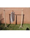 Portant à vêtements en bois et cuir, artisanat Maroc | Marrakech deco