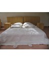 Couvre lit en laine vierge naturelle blanche pompon | Marrakech deco