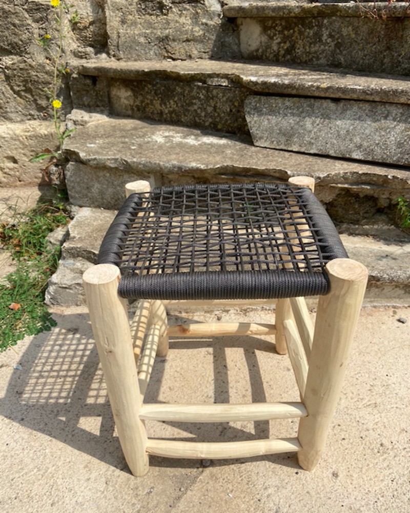 Petit tabouret en bois et fil tressé, artisanat Maroc | Marrakech deco