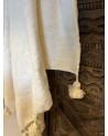 Couvre lit en laine vierge naturelle blanche pompon | Marrakech deco