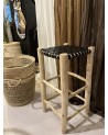 Tabouret de bar en bois et cuir noir. Artisanat Maroc | Marrakech deco